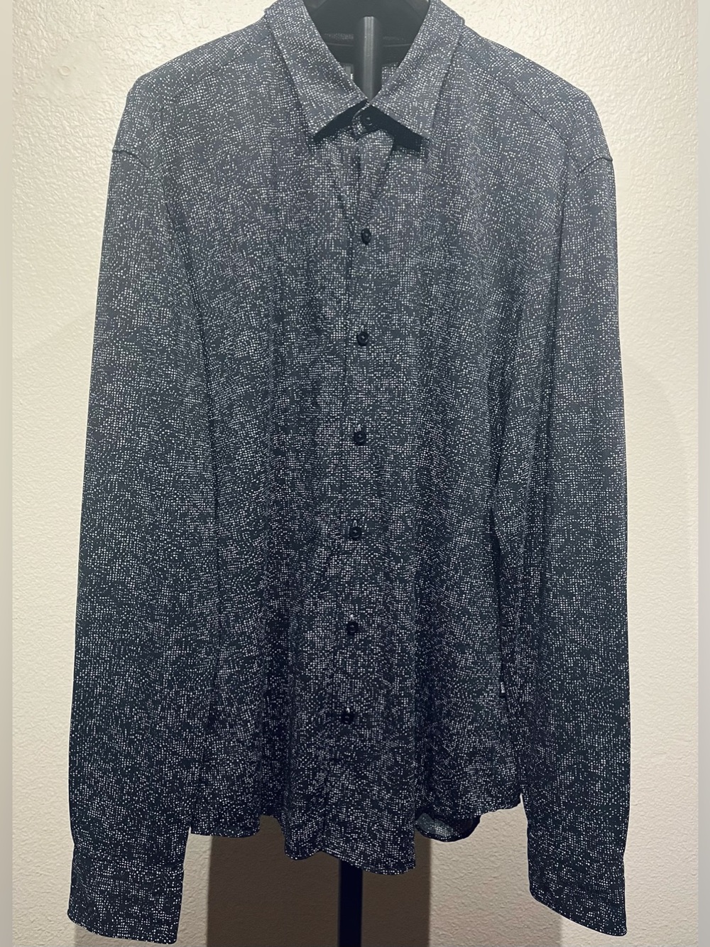 Hugo Boss Black Micro-Print Long-Sleeve Dress Shirt - Size XL (Men’s)